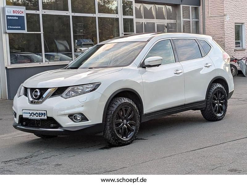 Weiß Gebraucht 2017 Nissan X-Trail Acenta SUV | 14.790 € (Fairer Preis) - Bild 1/4