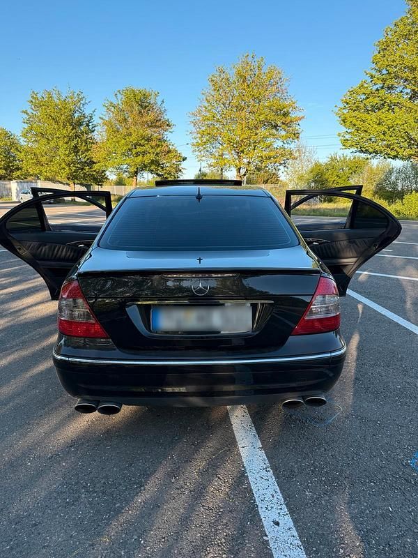 Brugt Mercedes E500 306 HK (225 kW) 2004 Sort Sedan