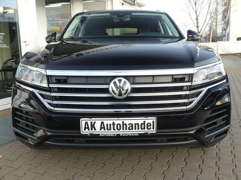 Gebraucht VW Touareg Basis 231 PS (169 kW) 2018 Schwarz SUV