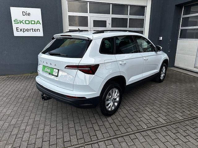 Gebraucht Skoda Karoq 150 PS (110 kW) 2026 Weiß SUV