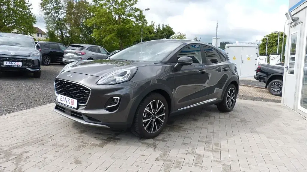 Gebraucht Ford Puma Titanium 125 PS (91 kW) 2020 Grau SUV