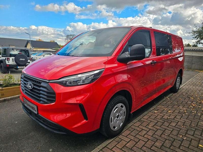Gebraucht Ford Transit Custom 150 PS (110 kW) 2024 Rot Van / Kleinbus