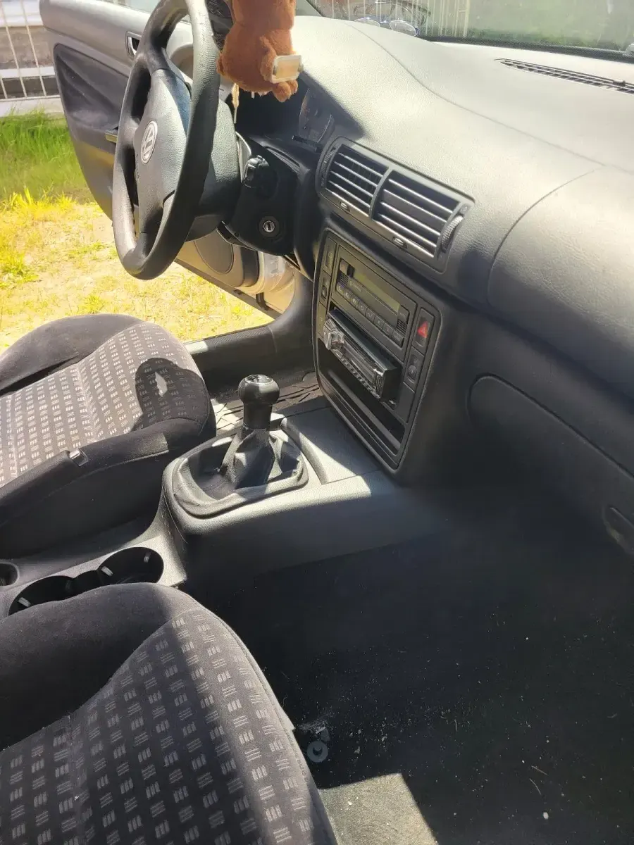 Gebraucht VW Passat 101 PS (74 kW) 2003 Silber Kombi
