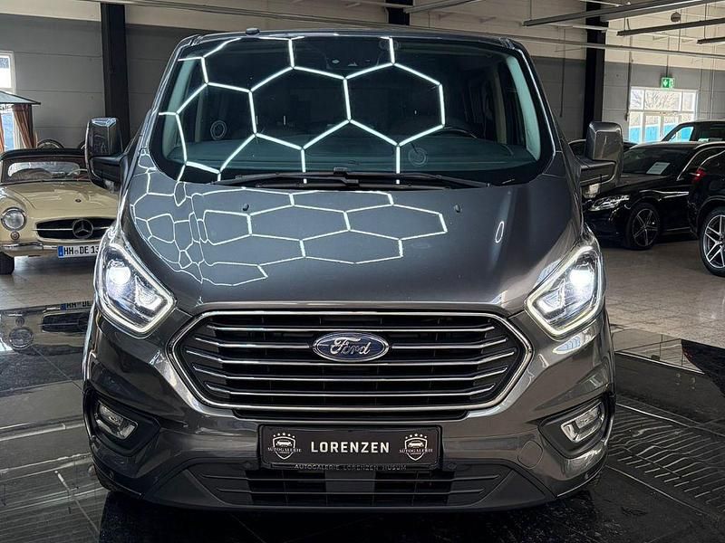 Gebraucht Ford Transit Custom Titanium 170 PS (125 kW) 2019 Grau Kombi