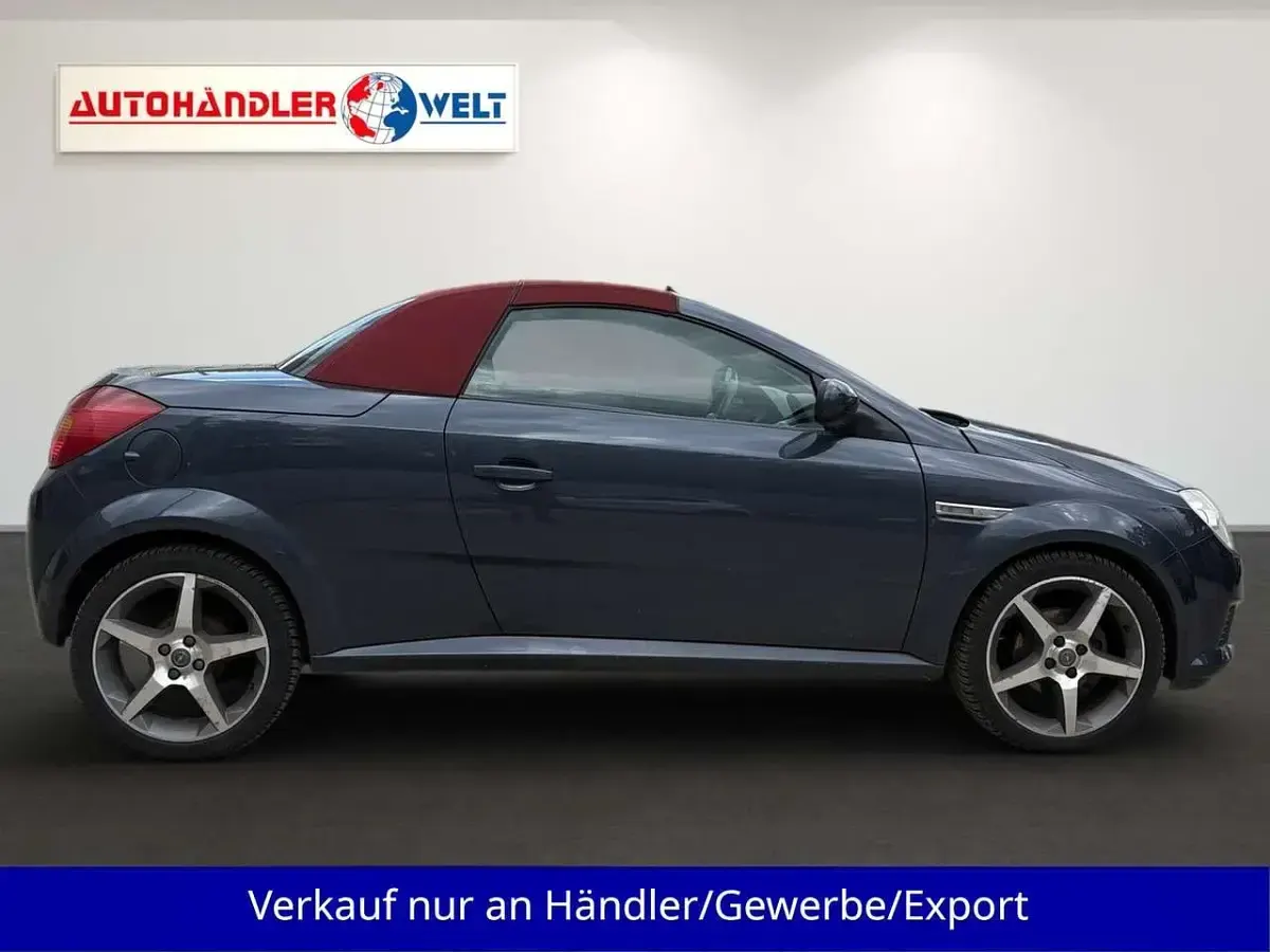 Gebraucht Opel Tigra 90 PS (66 kW) 2008 Grau Cabrio