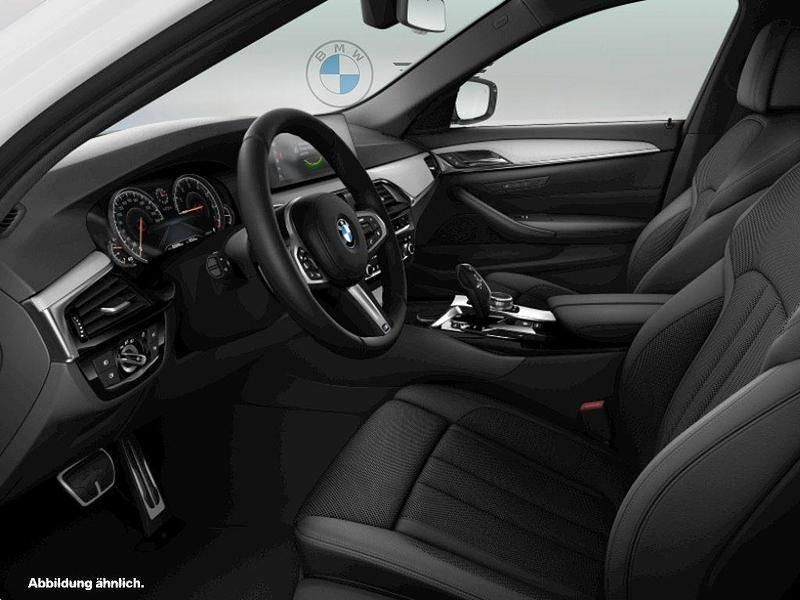 Gebraucht BMW 530 Shadowline 252 PS (185 kW) 2018 Weiß Kombi