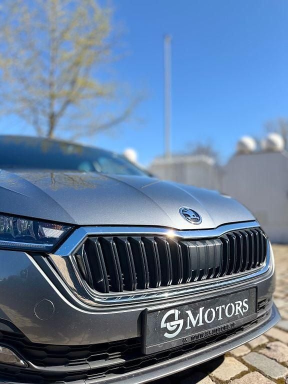 Gebraucht Skoda Octavia Ambition 150 PS (110 kW) 2023 Grau Limousine