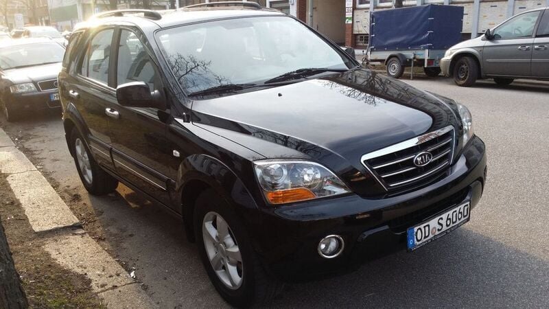 Gebraucht Kia Sorento 144 PS (105 kW) 2006 Schwarz metallicschwarz SUV