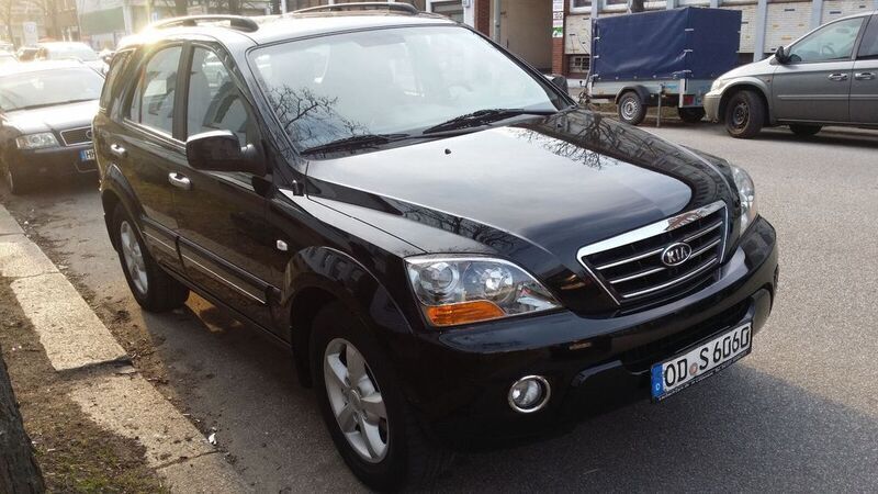 Schwarz metallicschwarz Gebraucht 2006 Kia Sorento SUV | 8.400 € - Bild 1/4