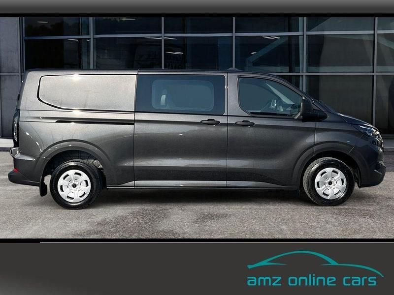 Neu Ford Transit Custom Trend 170 PS (125 kW) 2025 Silber Limousine