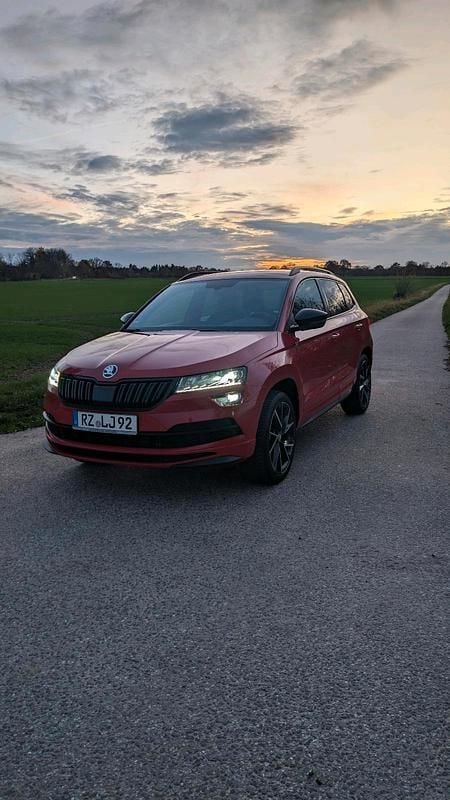 Gebraucht Skoda Karoq SportLine 150 PS (110 kW) 2021 Rot SUV
