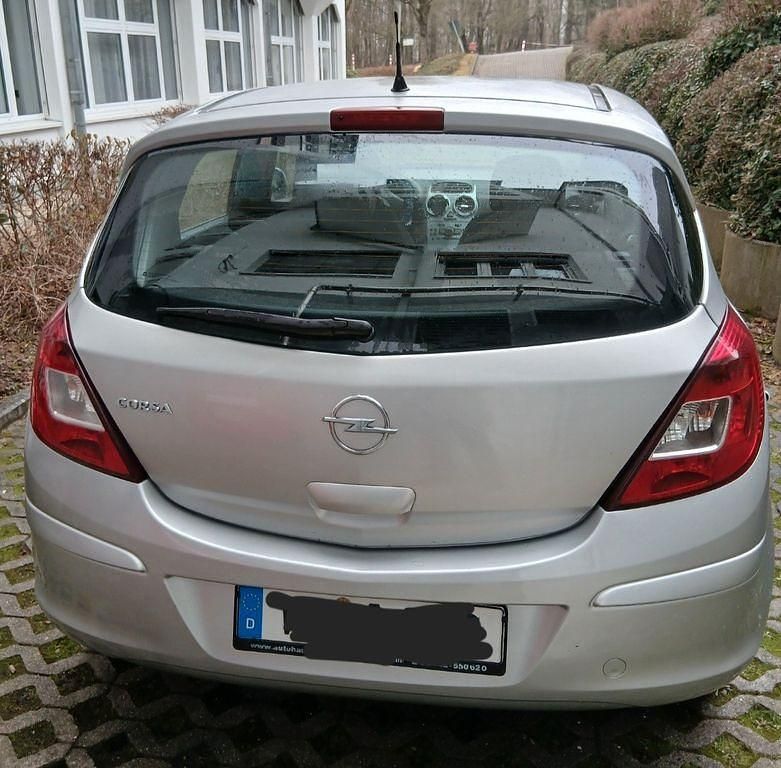 Gebraucht Opel Corsa Selection 60 PS (44 kW) 2010 Silber Kleinwagen