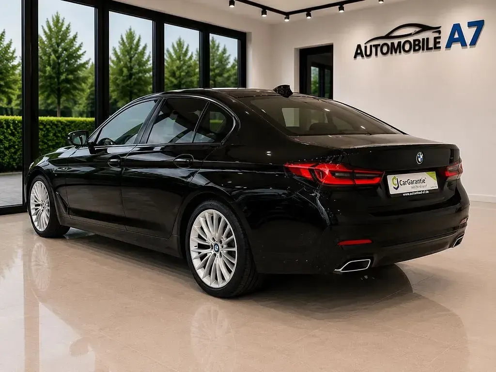 Gebraucht BMW 520 Luxury Line 204 PS (150 kW) 2022 Schwarz ii/bonnet fluid black Limousine