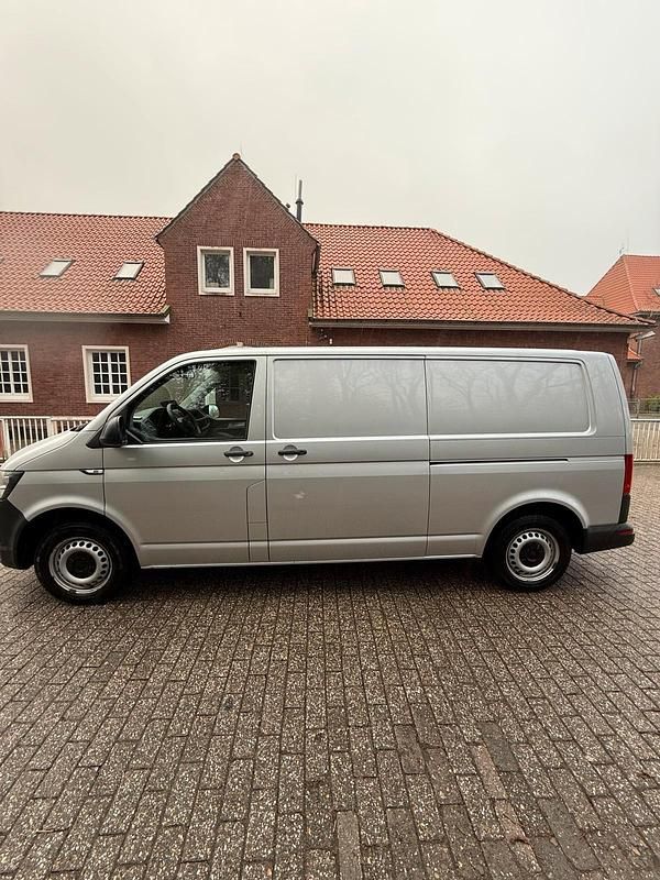 Usata VW Transporter 150 CV (110 kW) 2017 Argento Furgone