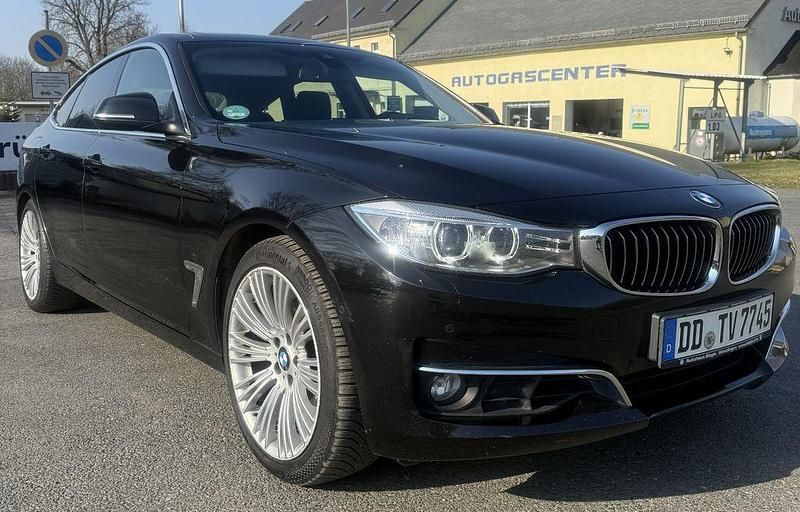 Gebraucht BMW 325 Luxury Line 218 PS (160 kW) 2013 Schwarz Limousine