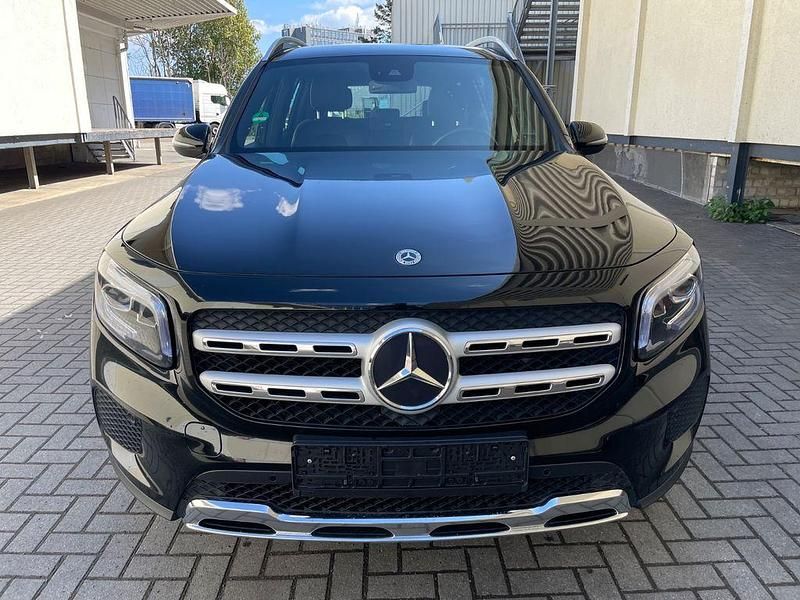 Gebraucht Mercedes GLB220 190 PS (139 kW) 2022 Schwarz SUV