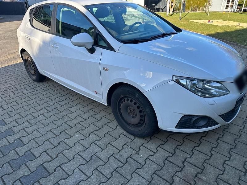 Gebraucht Seat Ibiza 69 PS (50 kW) 2011 Weiß Kleinwagen