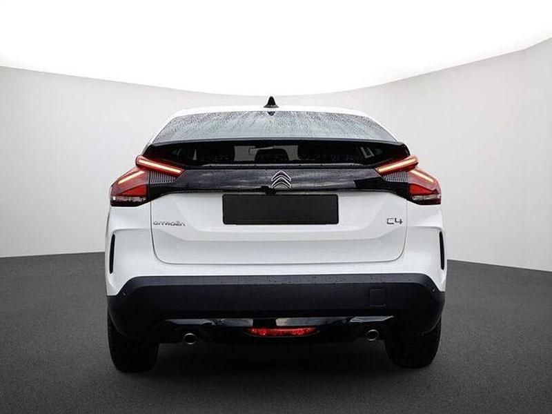 Gebraucht Citroën C4 Feel 131 PS (96 kW) 2023 Weiß Limousine