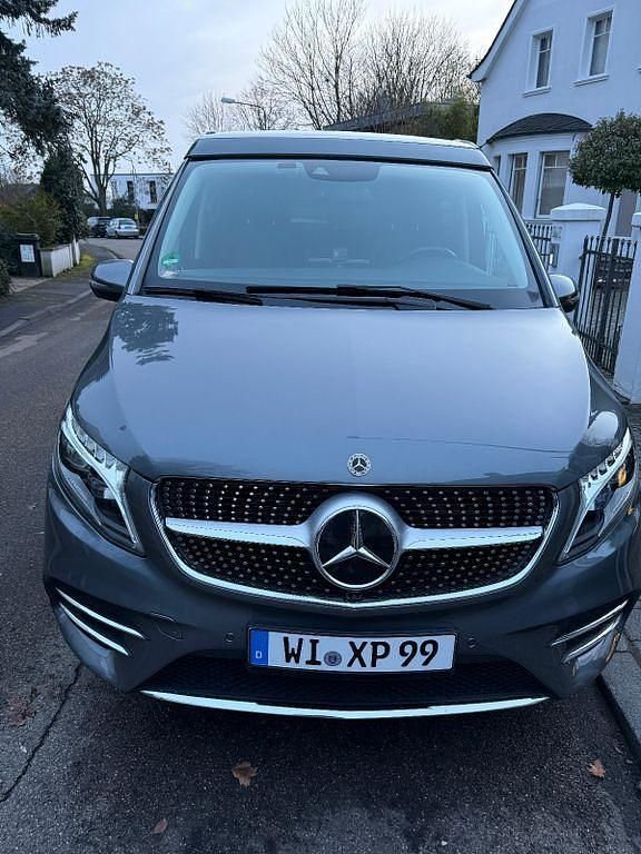 Grau Gebraucht 2020 Mercedes V300 Marco Polo Van / Kleinbus | 56.500 € (Superpreis) - Bild 1/4