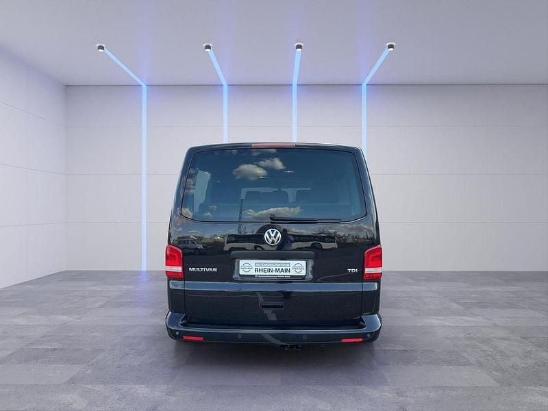 Second-hand VW T5 140 CP (102 kW) 2010 Negru Van