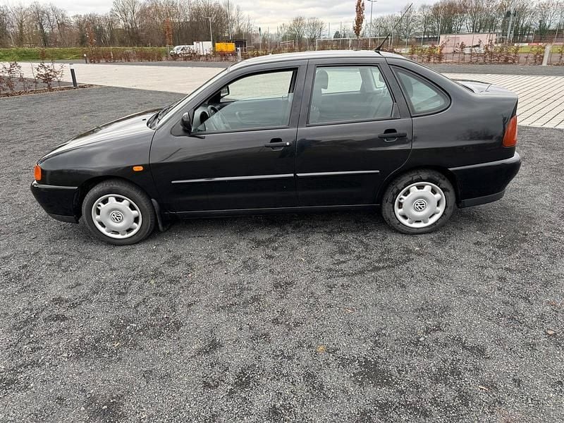 Gebraucht VW Polo Classicline 75 PS (55 kW) 1998 Schwarz Limousine