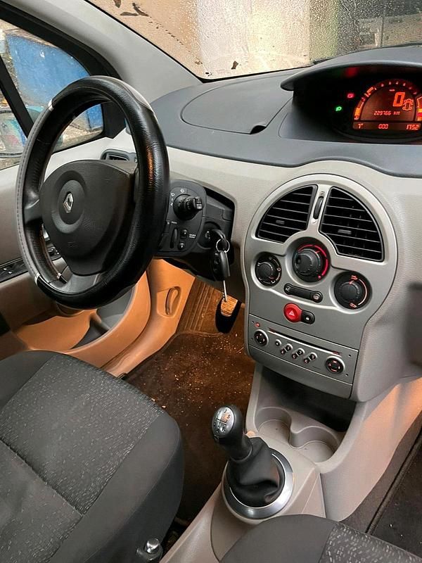 Usado Renault Modus 2005 Azul Monovolume