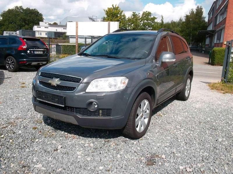 Gebraucht Chevrolet Captiva LT 150 PS (110 kW) 2010 Grau SUV