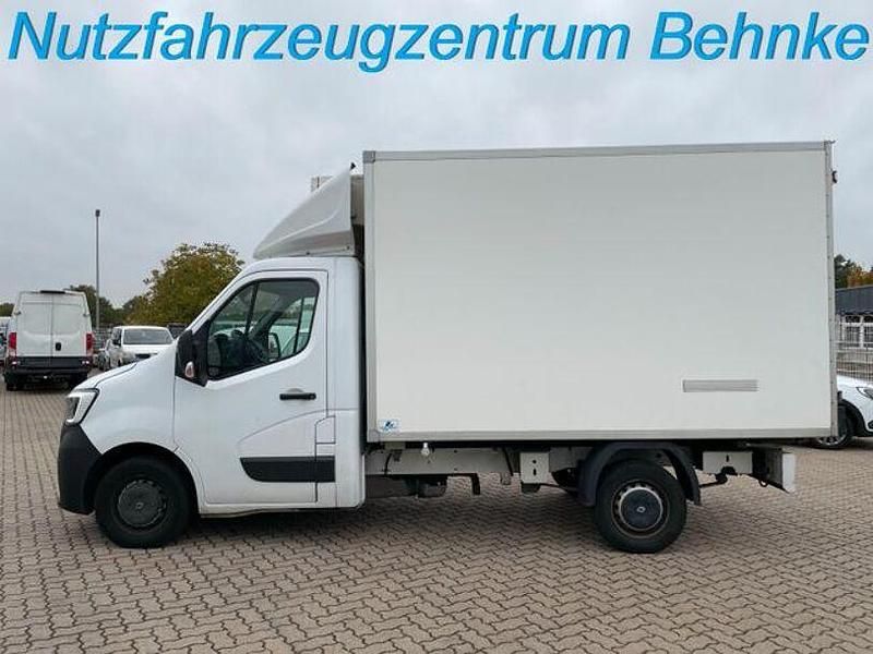 Weiss Gebraucht 2021 Renault Master Van | 24.871 € (Teuer) - Bild 1/4