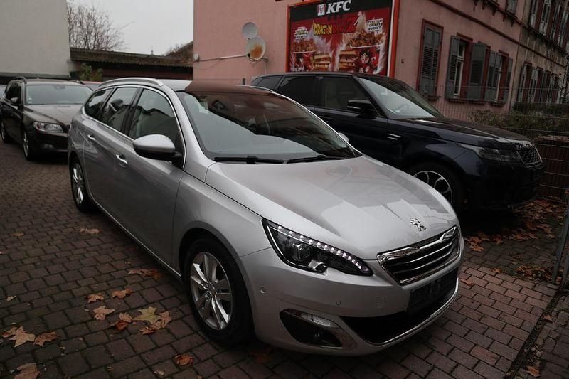 Gebraucht Peugeot 308 SW Allure 120 PS (88 kW) 2017 Silber Kombi