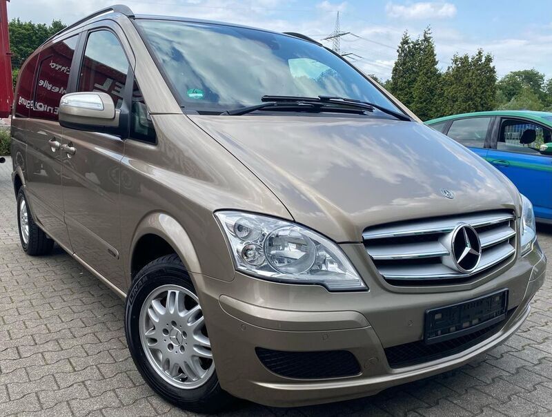 Beige Gebraucht 2012 Mercedes Viano Van / Kleinbus | 16.900 € (Fairer Preis) - Bild 1/4