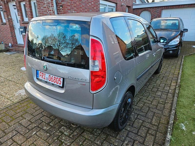 Gebraucht Skoda Roomster Style 80 PS (58 kW) 2008 Grau Van / Kleinbus