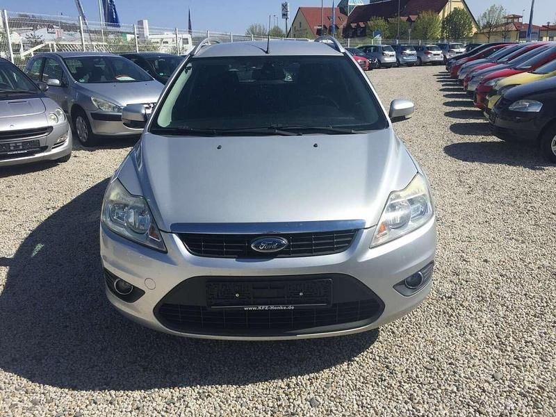 Gebraucht Ford Focus 101 PS (74 kW) 2008 Silber Kombi