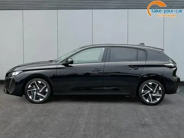 Gebraucht Peugeot 308 Allure 131 PS (96 kW) 2025 Perla nera schwarz me... Limousine