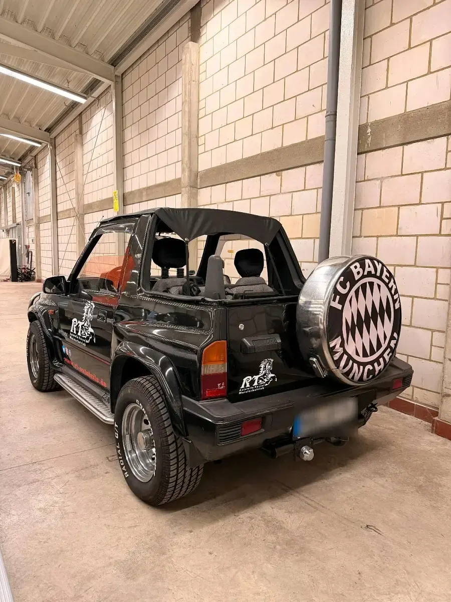 Gebraucht Suzuki Vitara 82 PS (60 kW) 1991 Schwarz Cabrio