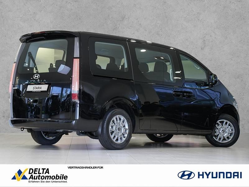 Neu Hyundai Staria Trend 224 PS (164 kW) 2026 Abyss black / mic Van / Kleinbus