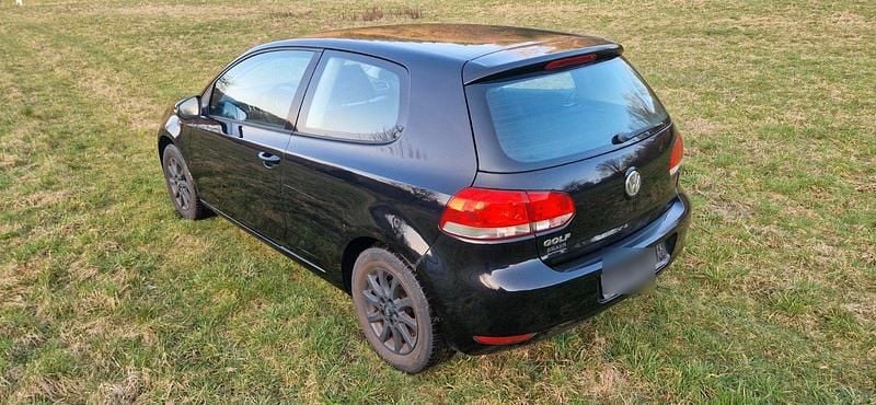Gebraucht VW Golf VI Trendline 80 PS (58 kW) 2010 Schwarz Kleinwagen