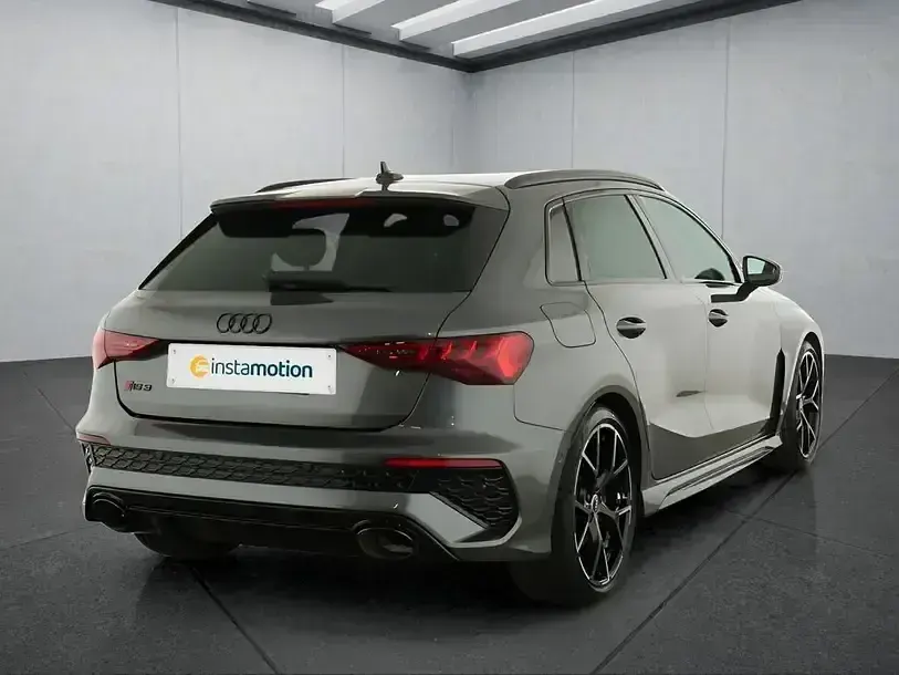 Gebraucht Audi RS3 400 PS (294 kW) 2023 Grau Limousine
