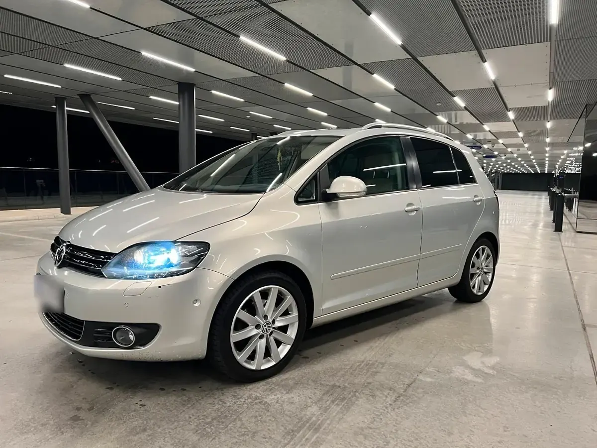 Gebraucht VW Golf VI Highline 140 PS (102 kW) 2010 Silber Limousine