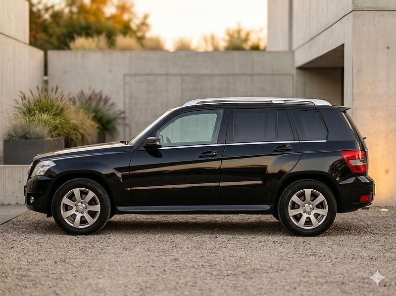 Gebraucht Mercedes GLK220 170 PS (125 kW) 2010 Schwarz SUV