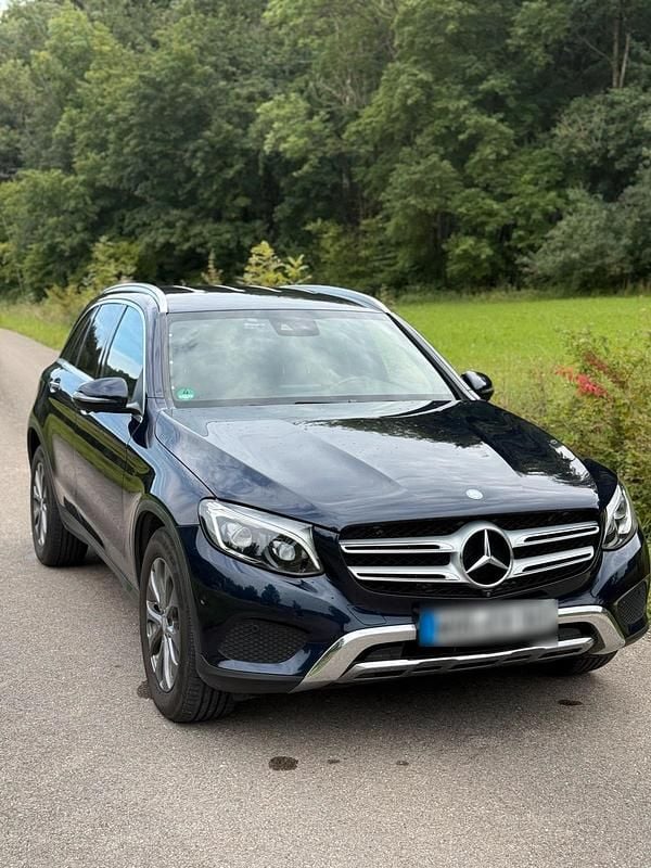 Gebraucht Mercedes GLC250 204 PS (150 kW) 2015 Blau SUV