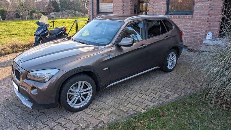 Gebraucht BMW X1 184 PS (135 kW) 2011 Schwarz SUV