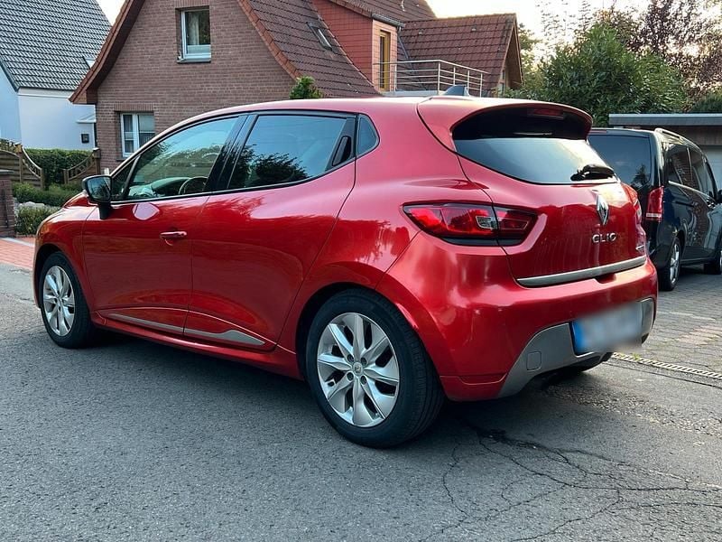 Rot Gebraucht 2015 Renault Clio IV GT Kleinwagen | 7.400 € (Fairer Preis) - Bild 1/4