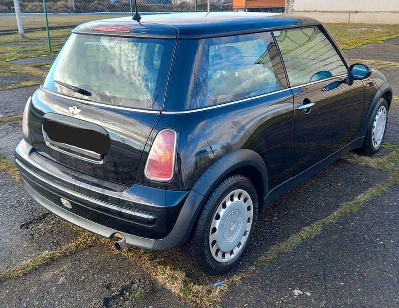 Gebraucht Mini ONE 90 PS (66 kW) 2002 Schwarz Kleinwagen