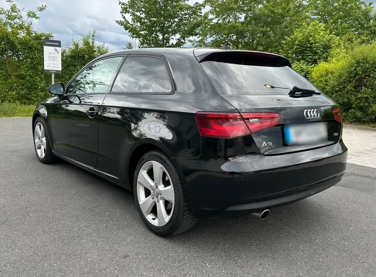 Gebraucht Audi A3 110 PS (80 kW) 2014 Schwarz Limousine