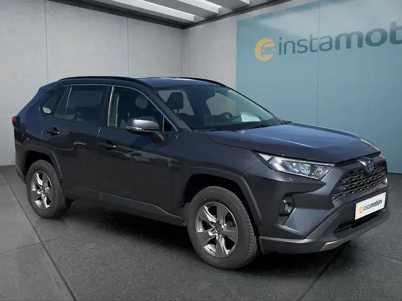 Gebraucht Toyota RAV4 Hybrid 178 PS (130 kW) 2023 Grau SUV