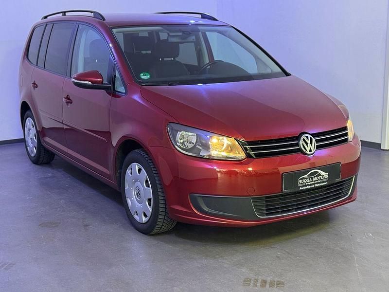 Gebraucht VW Touran Comfortline 140 PS (102 kW) 2013 Rot Van / Kleinbus