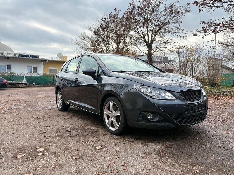 Grau Gebraucht 2010 Seat Ibiza ST Style Kombi | 3.999 € (Fairer Preis) - Bild 1/4