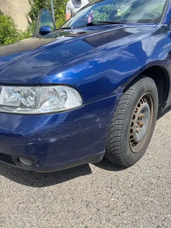 Gebraucht Audi A4 101 PS (74 kW) 1999 Blau Limousine