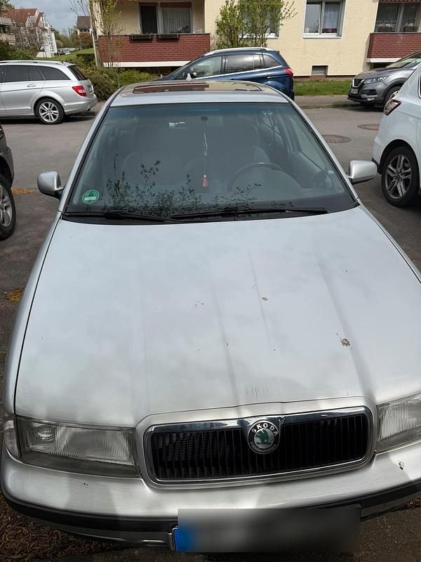Gebraucht Skoda Octavia 136 PS (100 kW) 2000 Silber Limousine