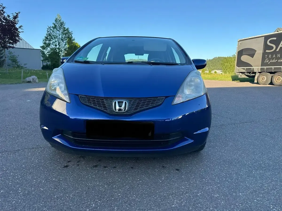 Second-hand Honda Jazz Elegance 99 CP (72 kW) 2009 Albastru Hatchback